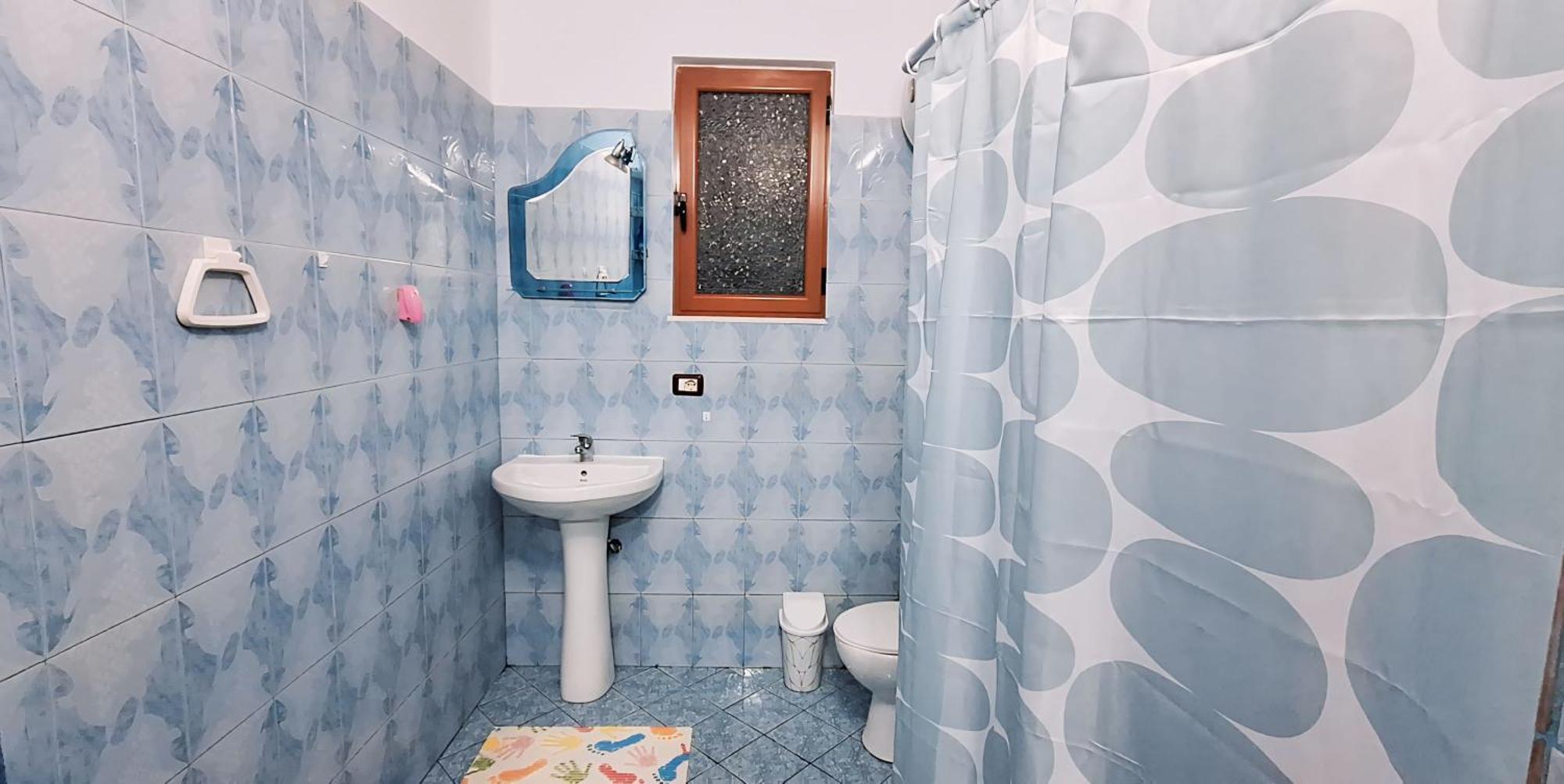 Promenade Apartment In City Centre Berat Ngoại thất bức ảnh