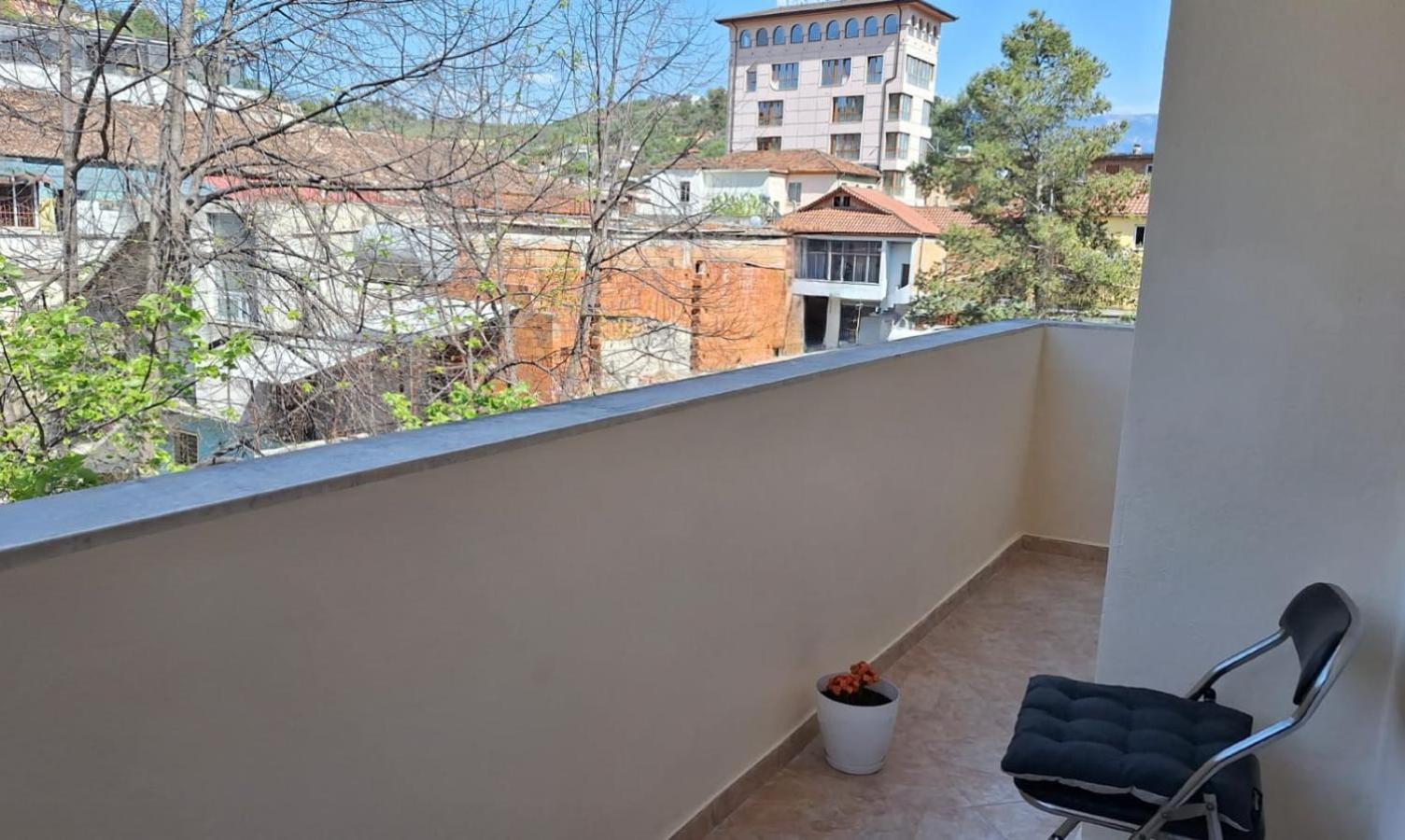 Promenade Apartment In City Centre Berat Ngoại thất bức ảnh